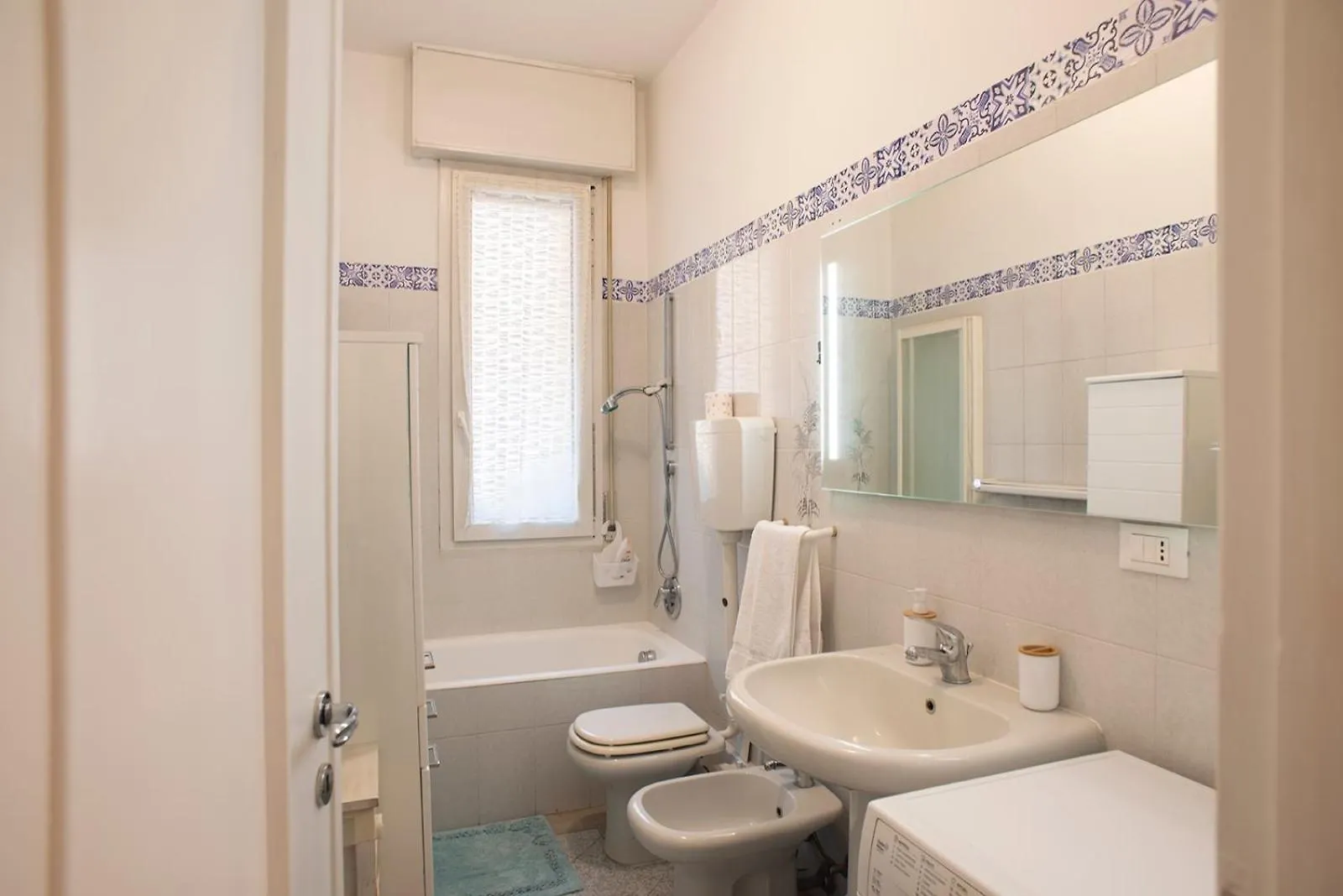 Apartament Casa Dody Bolonia